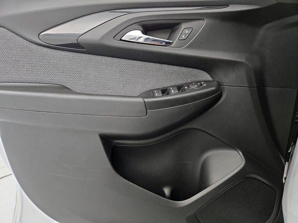 used 2021 Chevrolet TrailBlazer car, priced at $17,998