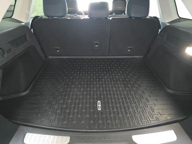 used 2025 Lincoln Nautilus car, priced at $59,349