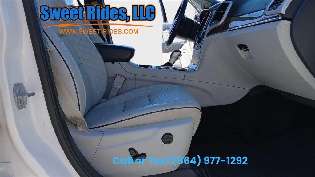 used 2018 Jeep Grand Cherokee car, priced at $18,500