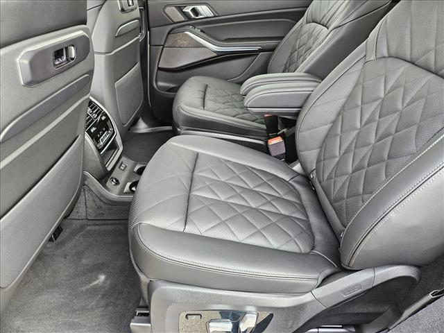 new 2026 BMW X7 car, priced at $94,300