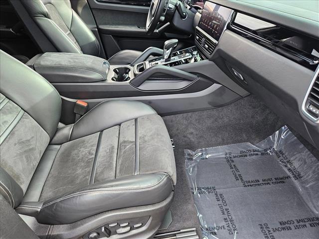used 2023 Porsche Cayenne car, priced at $91,859