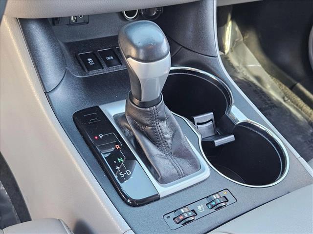 used 2016 Toyota Highlander car, priced at $21,945