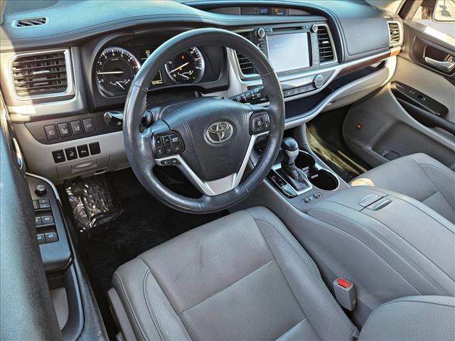 used 2016 Toyota Highlander car, priced at $21,945