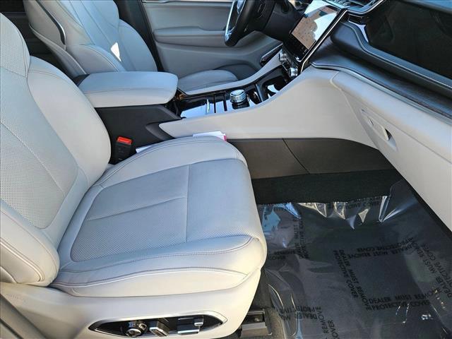 used 2022 Jeep Grand Cherokee car, priced at $25,639