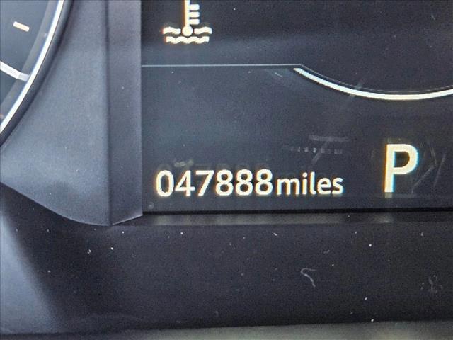 used 2020 Land Rover Range Rover Velar car, priced at $25,994