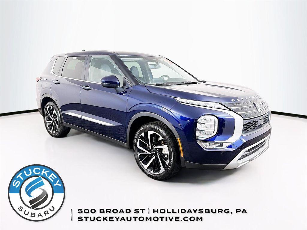 used 2024 Mitsubishi Outlander car, priced at $27,997