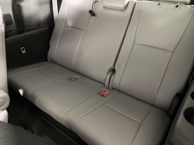 used 2022 Toyota Highlander car, priced at $35,997