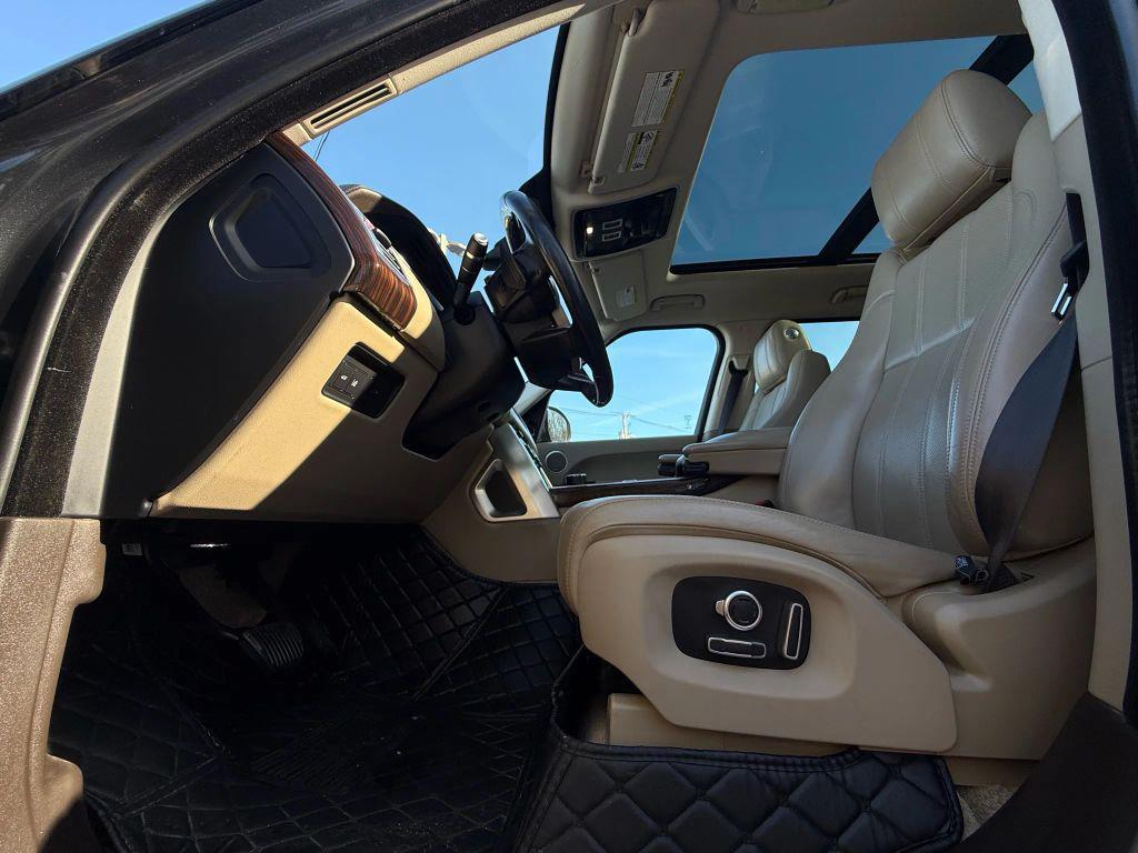 used 2016 Land Rover Range Rover car, priced at $17,995