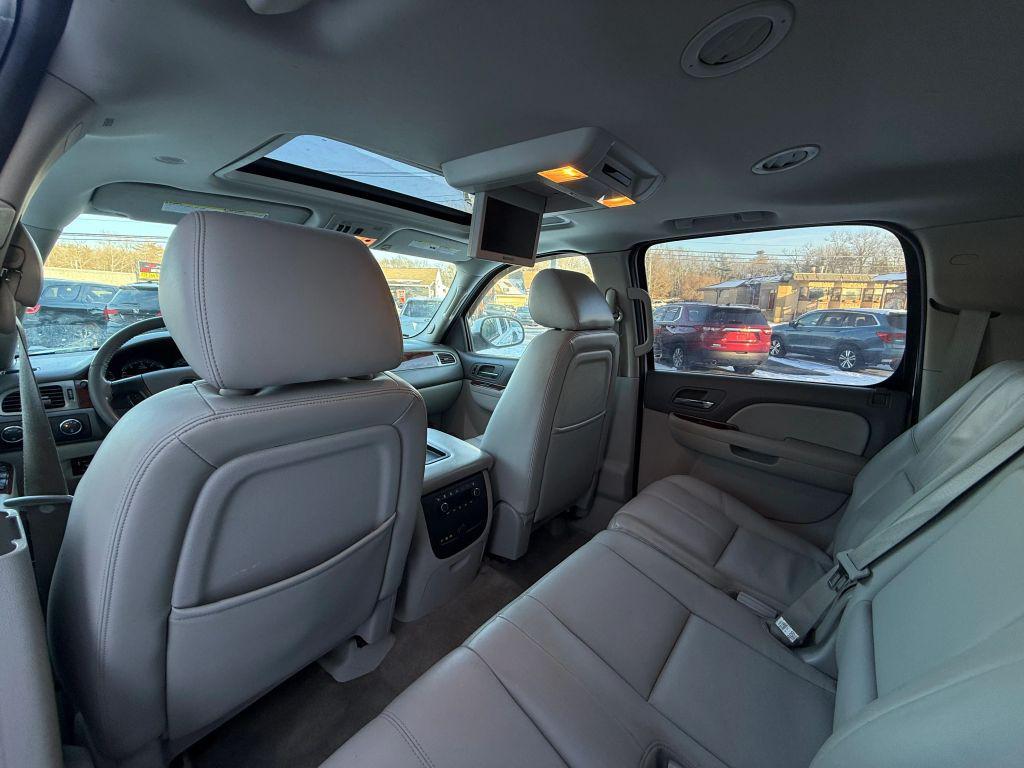 used 2010 Chevrolet Suburban car, priced at $9,495