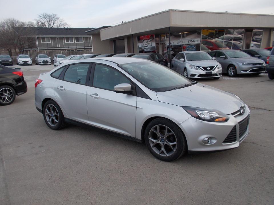 used 2013 Ford Focus car, priced at $4,995