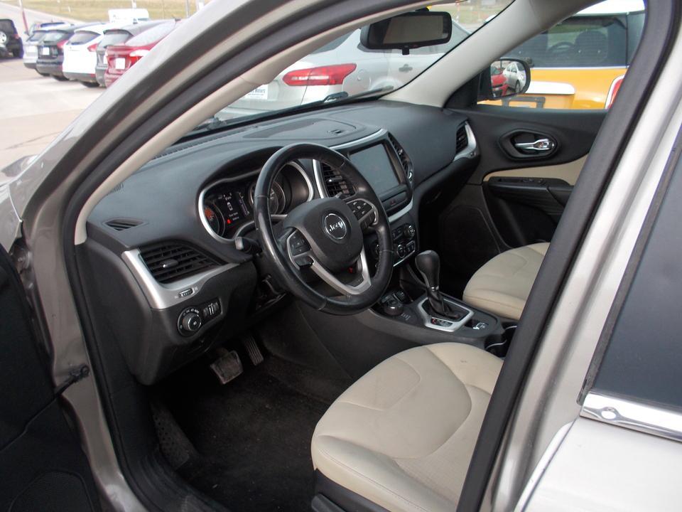 used 2017 Jeep Cherokee car, priced at $10,995