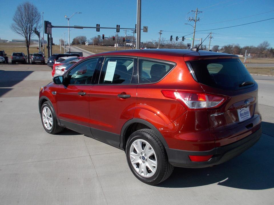used 2014 Ford Escape car, priced at $7,995