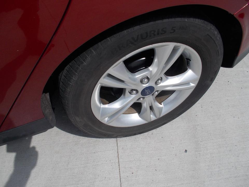 used 2014 Ford Focus car, priced at $6,995