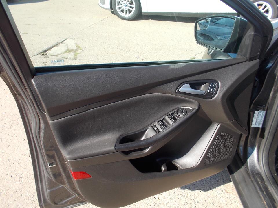 used 2016 Ford Focus car, priced at $5,995