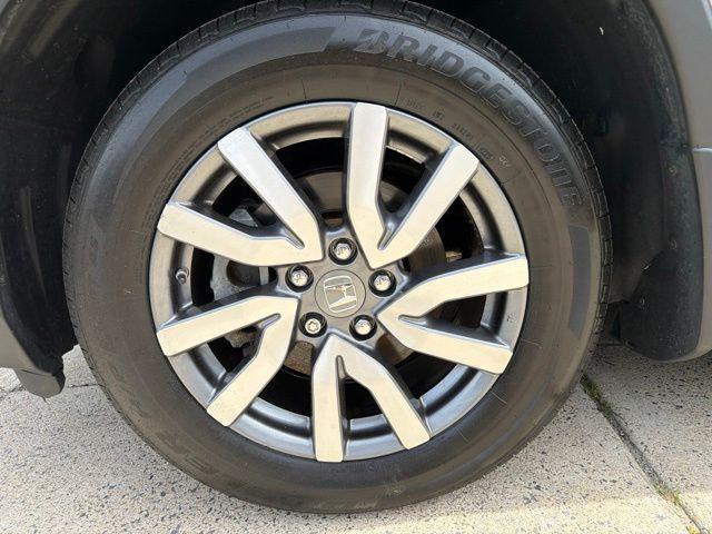 used 2021 Honda Pilot car, priced at $30,999