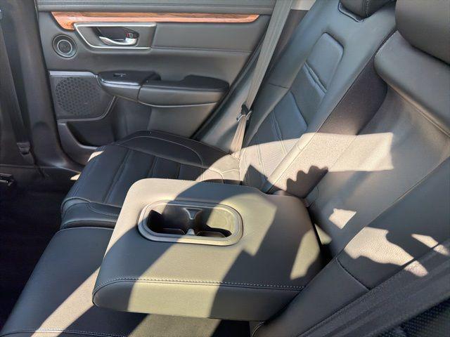 used 2020 Honda CR-V car, priced at $28,000