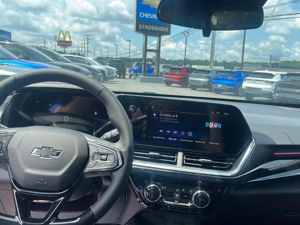 new 2025 Chevrolet Trax car, priced at $25,050