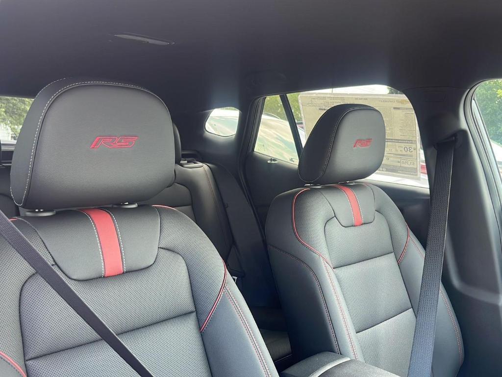 new 2025 Chevrolet Trax car, priced at $25,050