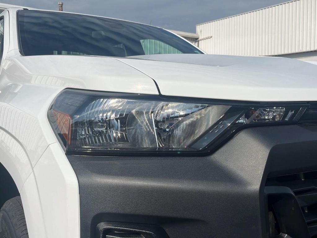 new 2026 Chevrolet Colorado car, priced at $30,855