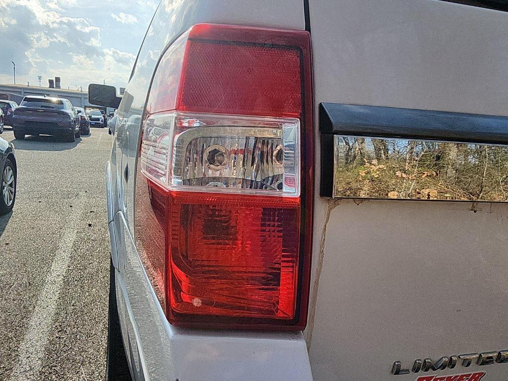 used 2016 Ford Expedition car, priced at $4,300