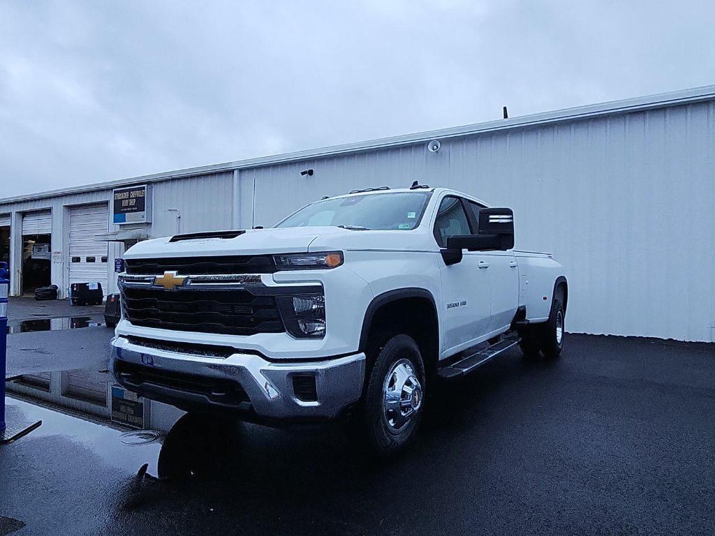 used 2024 Chevrolet Silverado 3500 car, priced at $52,650