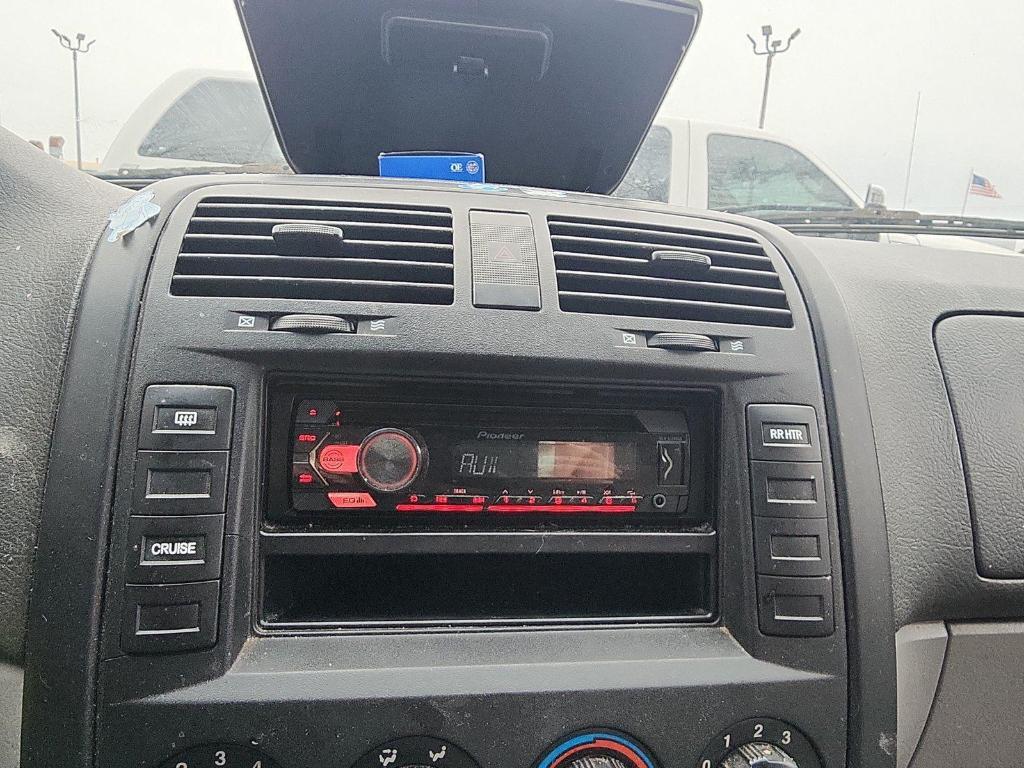 used 2004 Kia Sedona car, priced at $3,000