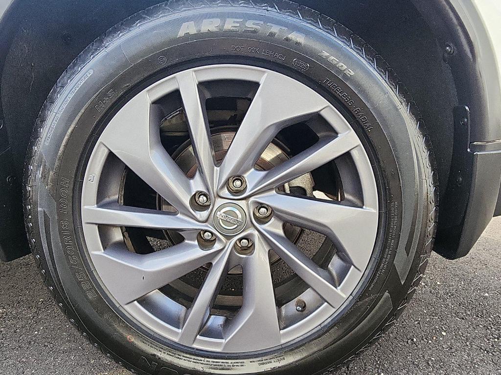 used 2016 Nissan Rogue car, priced at $11,500