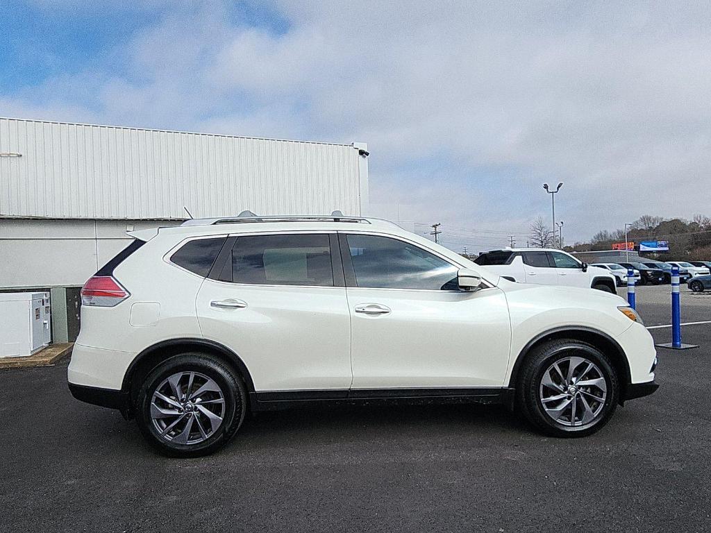 used 2016 Nissan Rogue car, priced at $11,500