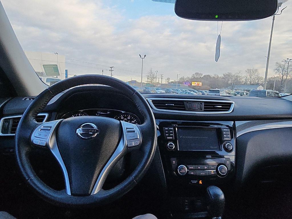 used 2016 Nissan Rogue car, priced at $12,500
