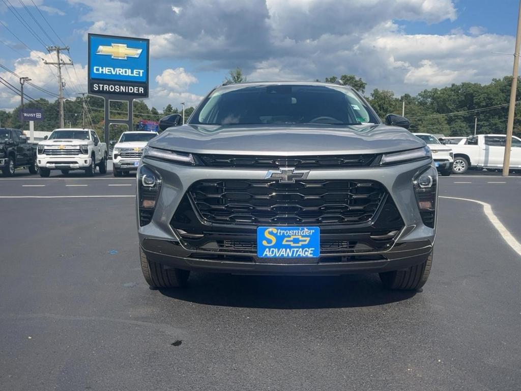 new 2025 Chevrolet Trax car, priced at $24,050