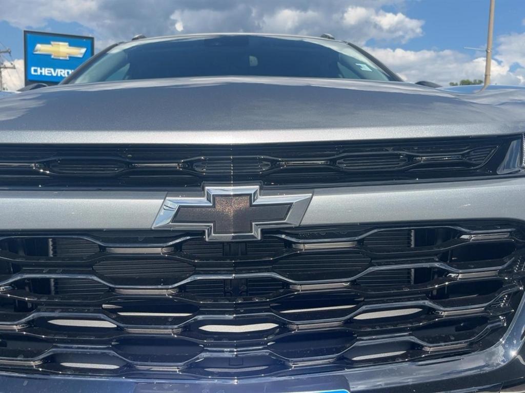 new 2025 Chevrolet Trax car, priced at $24,050