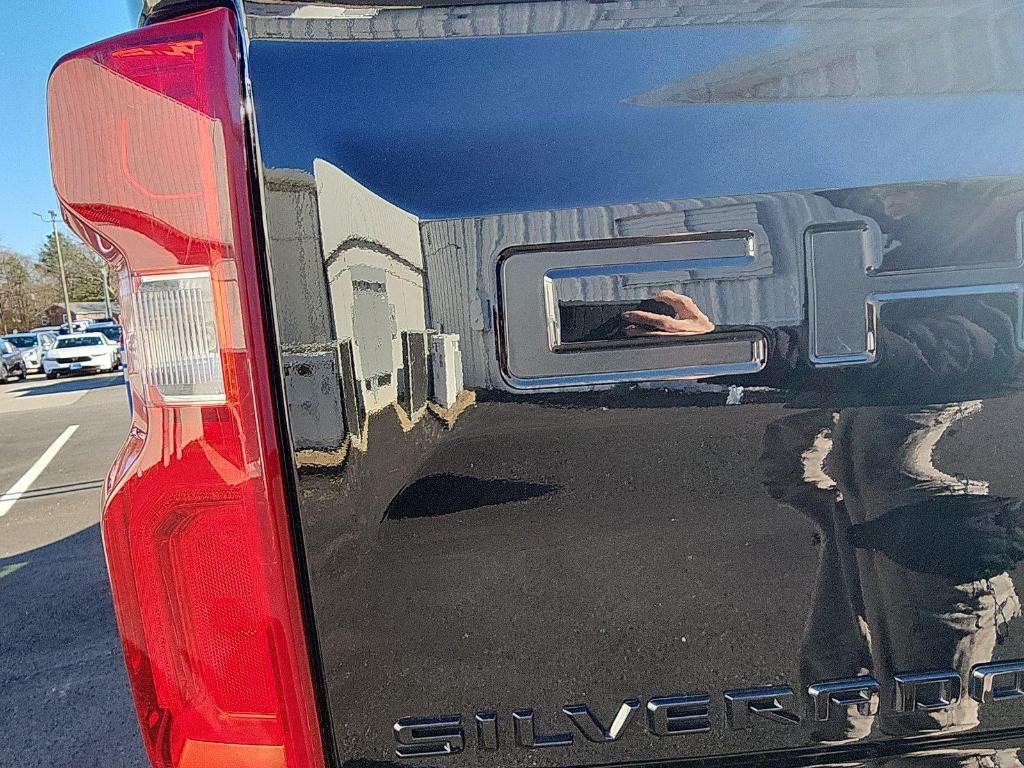 used 2023 Chevrolet Silverado 1500 car, priced at $39,900