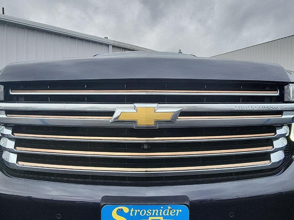 new 2024 Chevrolet Suburban car, priced at $82,665