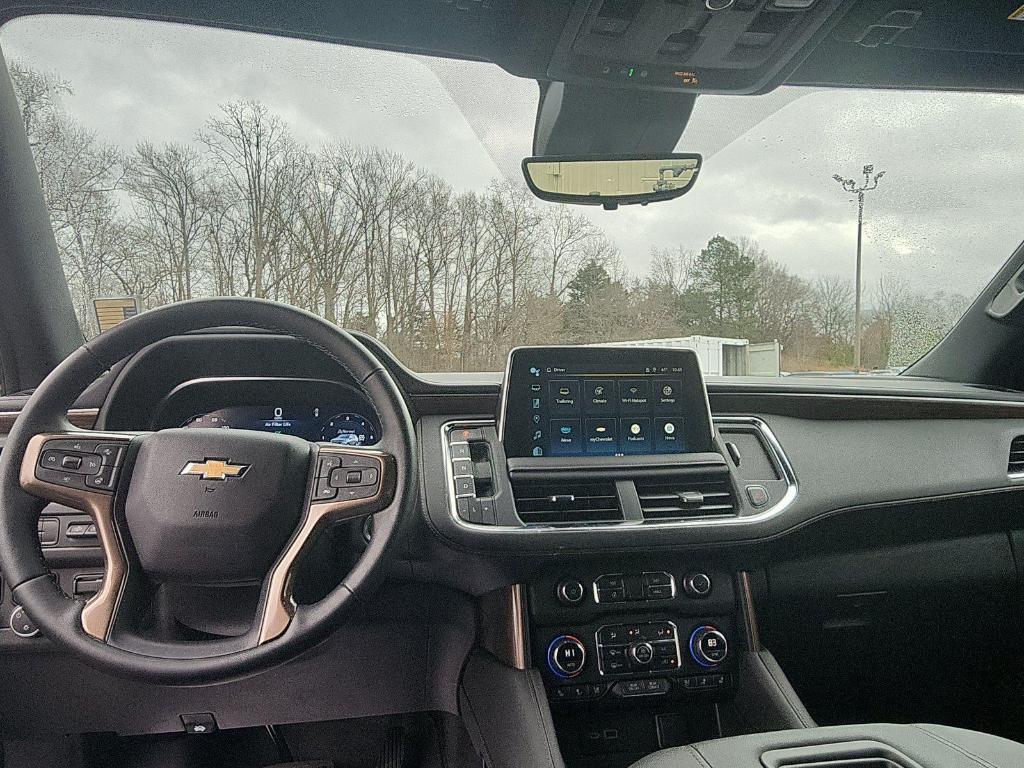 new 2024 Chevrolet Suburban car, priced at $82,665