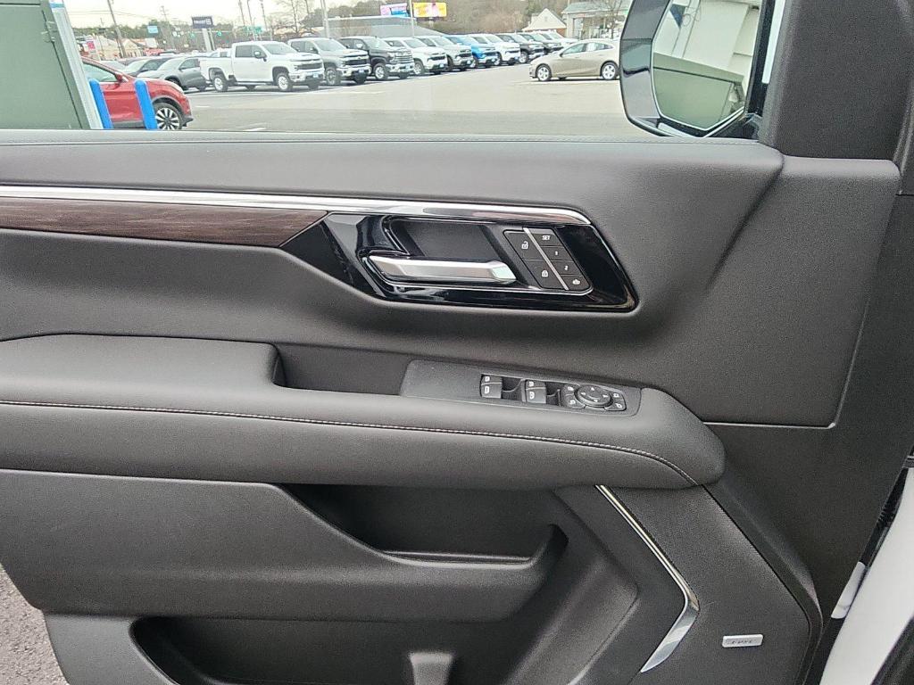 new 2026 Chevrolet Suburban car, priced at $72,405