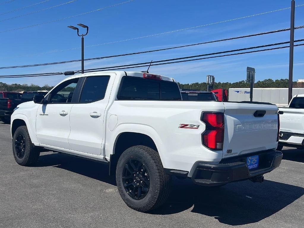 new 2025 Chevrolet Colorado car, priced at $43,997