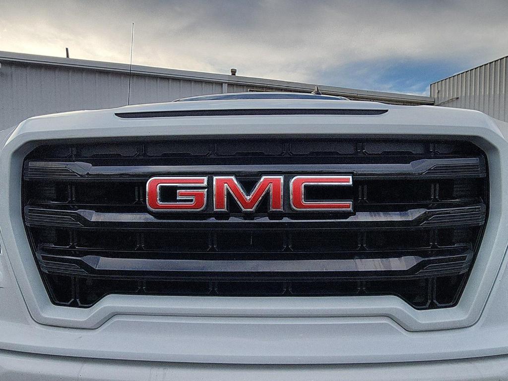 used 2020 GMC Sierra 1500 car, priced at $27,000
