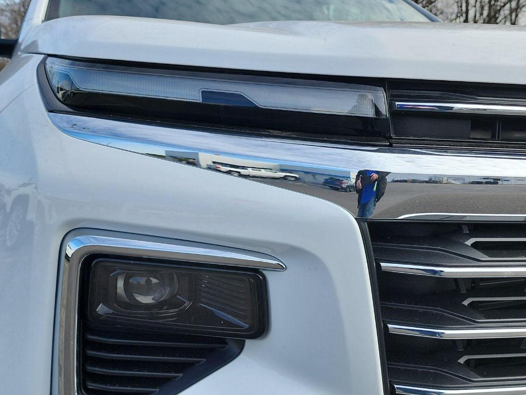 new 2026 Chevrolet Traverse car, priced at $44,684