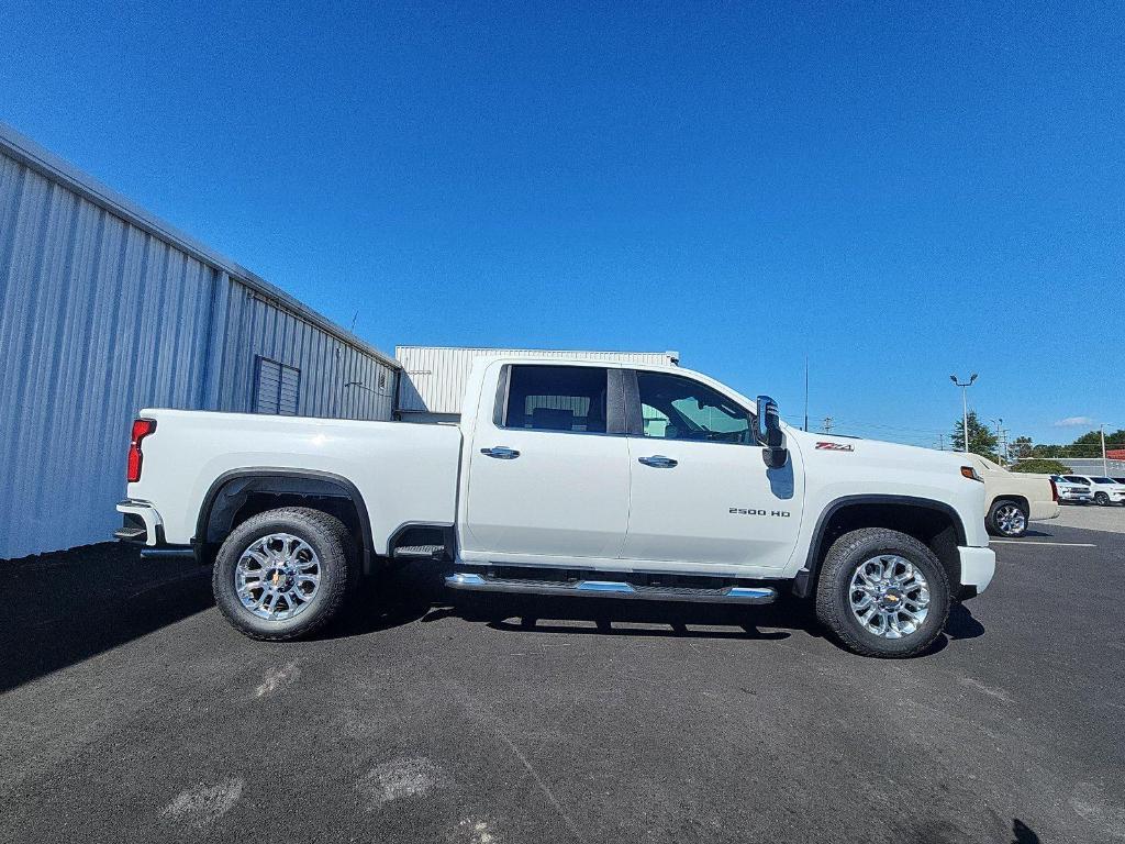 new 2025 Chevrolet Silverado 2500 car, priced at $72,490