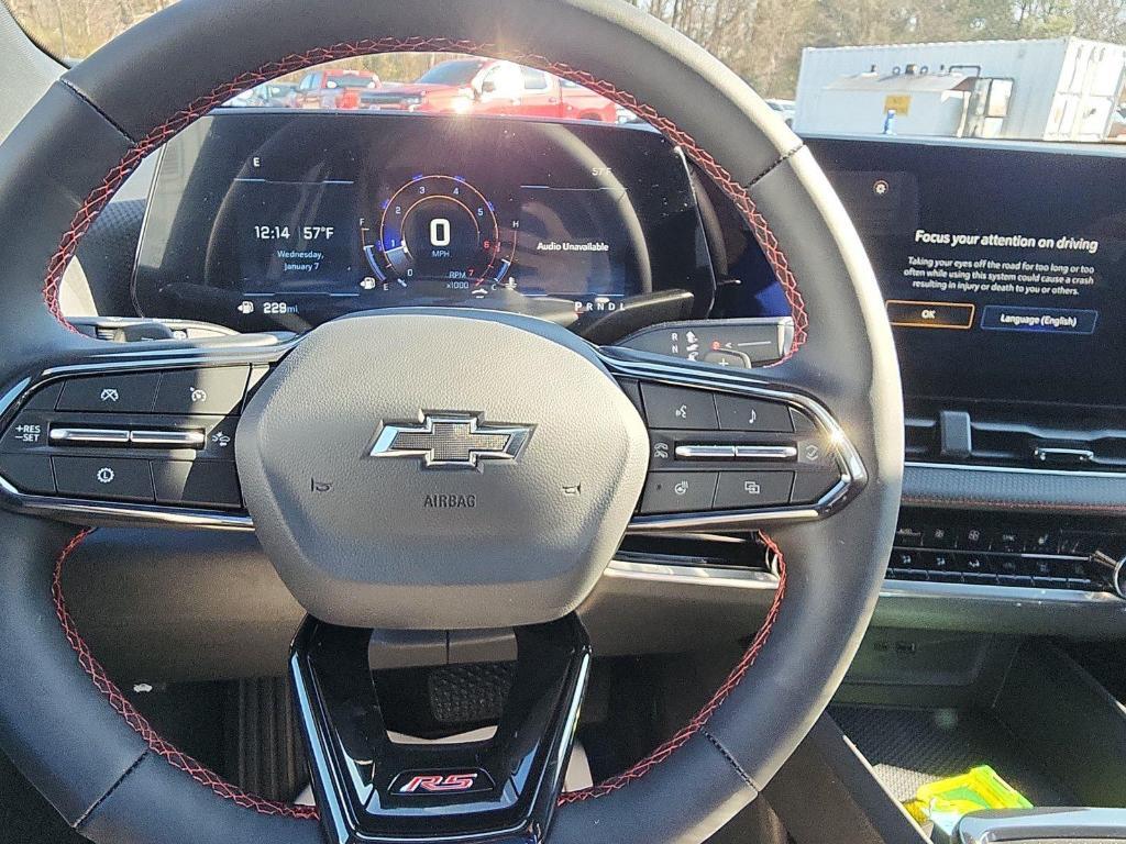 new 2026 Chevrolet Equinox car, priced at $31,395