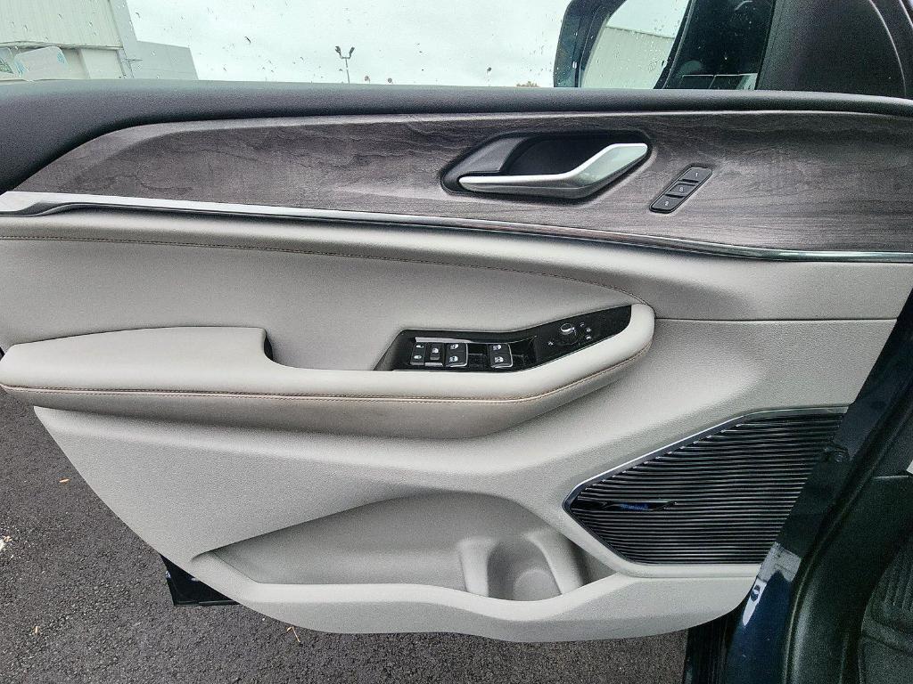 used 2022 Jeep Grand Cherokee 4xe car, priced at $27,800