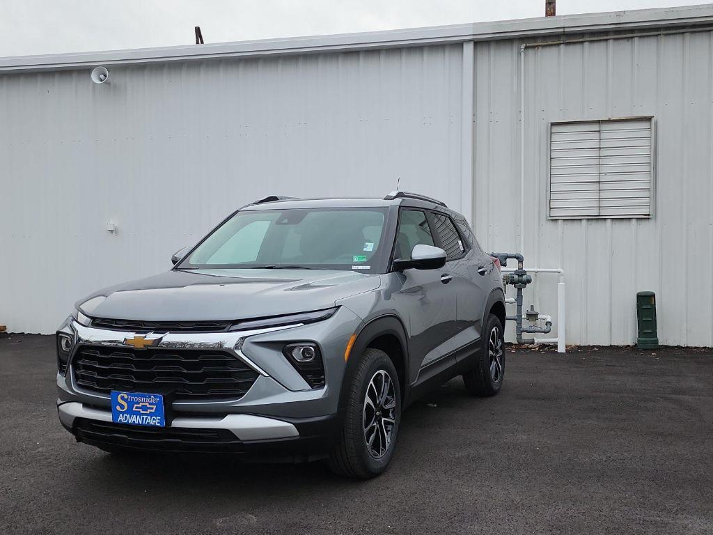 new 2026 Chevrolet TrailBlazer car, priced at $25,900