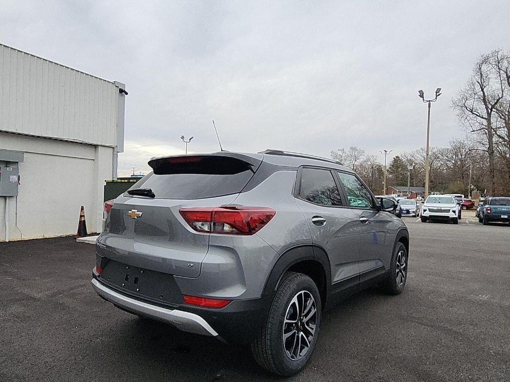 new 2026 Chevrolet TrailBlazer car, priced at $25,900