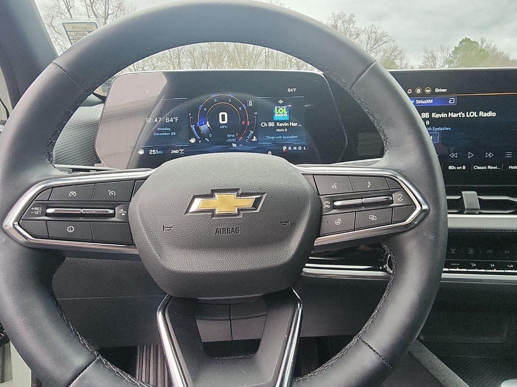 new 2026 Chevrolet Equinox car, priced at $30,940