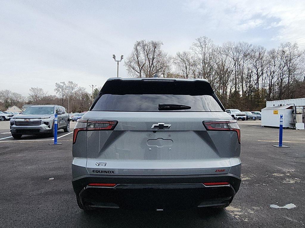 new 2026 Chevrolet Equinox car, priced at $31,660