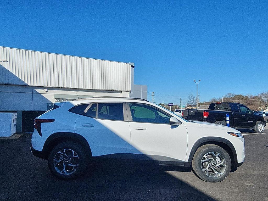 new 2026 Chevrolet Trax car, priced at $24,075