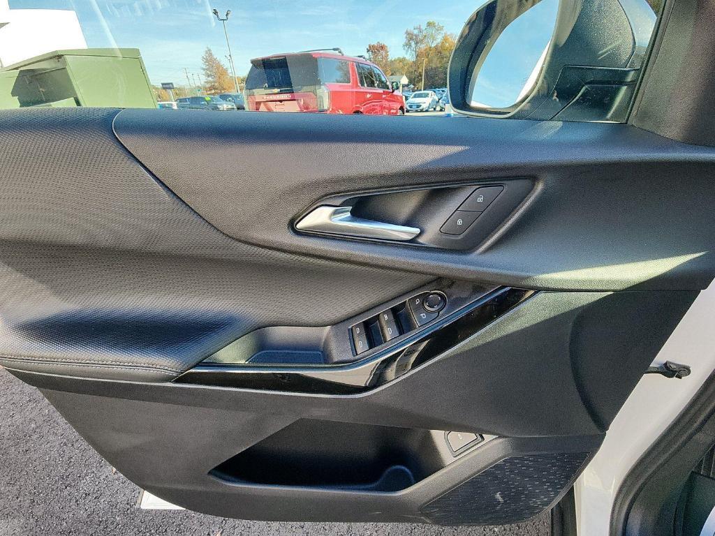 new 2026 Chevrolet Equinox car, priced at $31,309