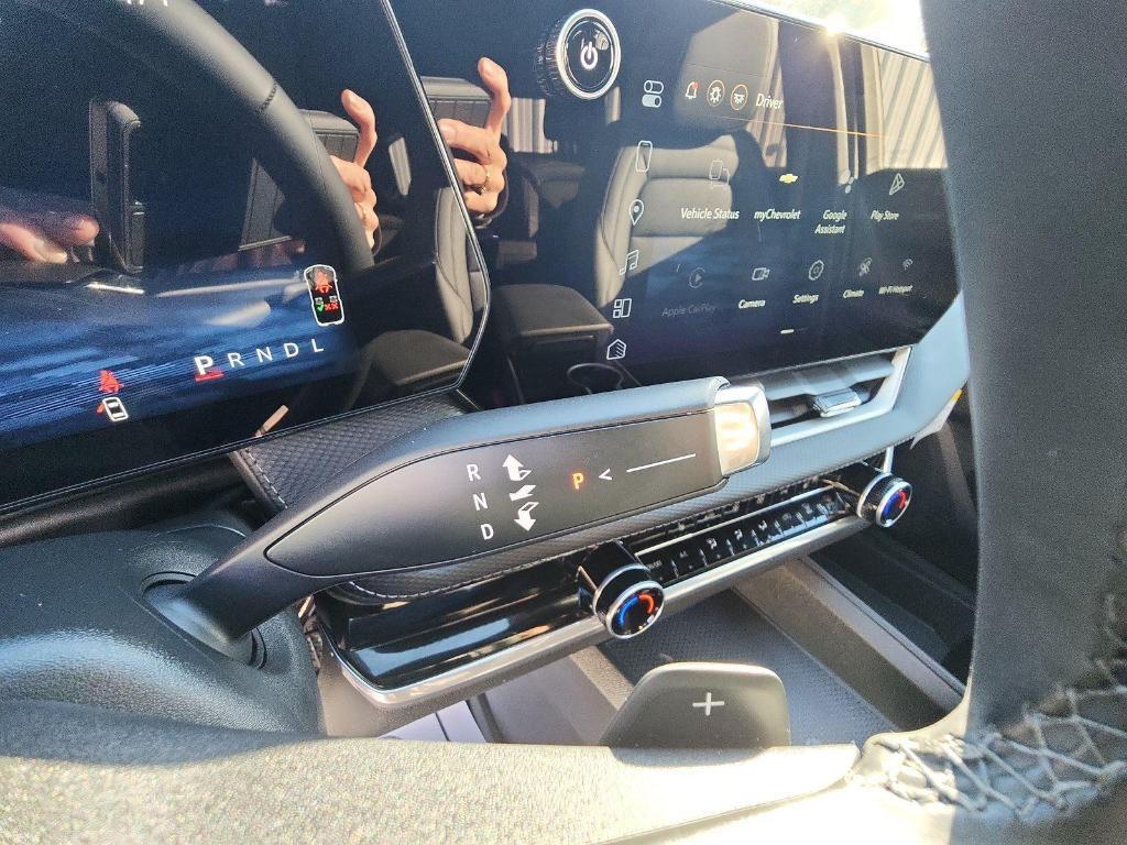 new 2026 Chevrolet Equinox car, priced at $31,309