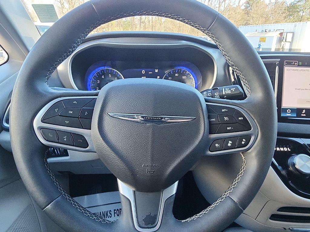 used 2023 Chrysler Pacifica car, priced at $23,500