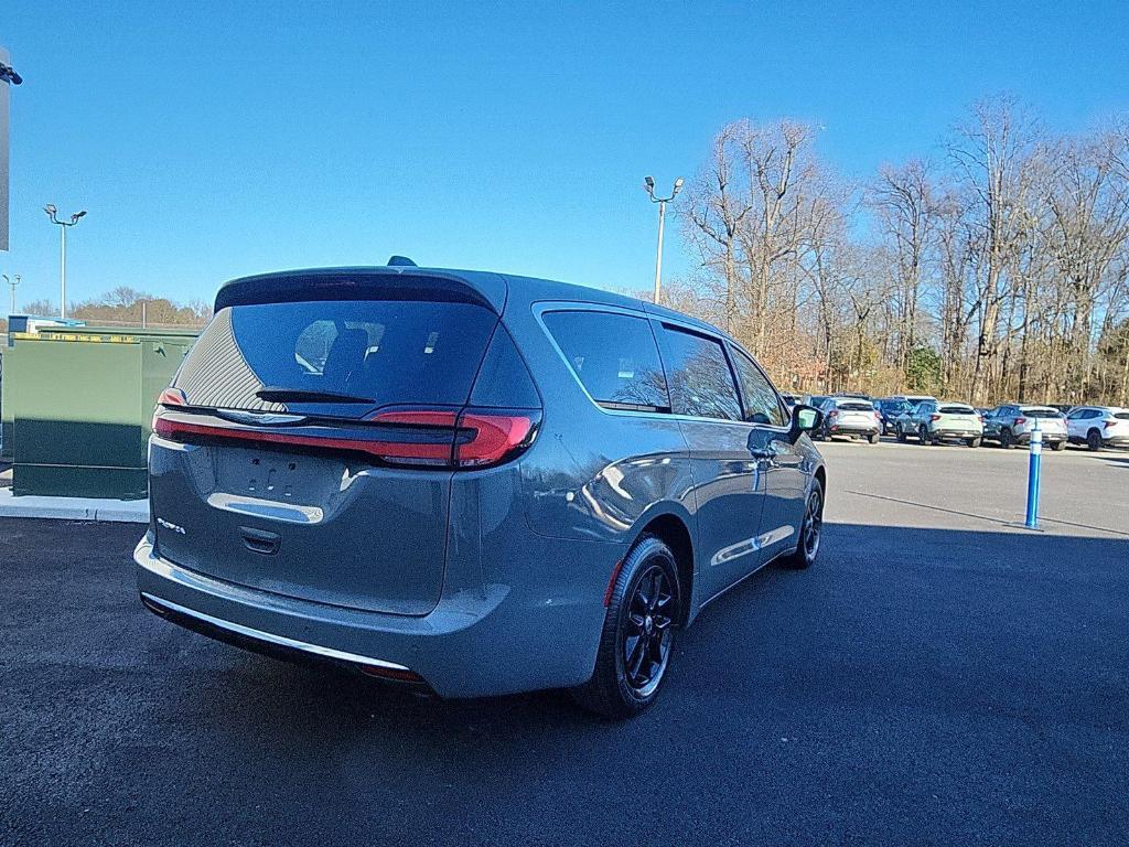 used 2023 Chrysler Pacifica car, priced at $23,500